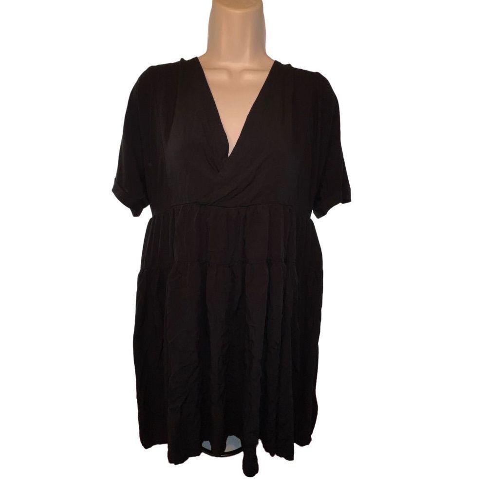 Versona ~ Black Shorts Romper ~ Women’s Medium